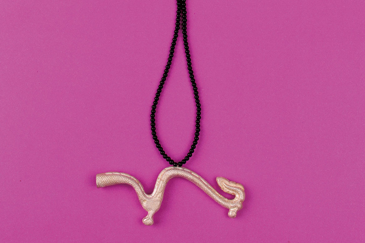 图14《“项链”》（18件) 刘骁 999纯银，细绳，项链现成品，2015